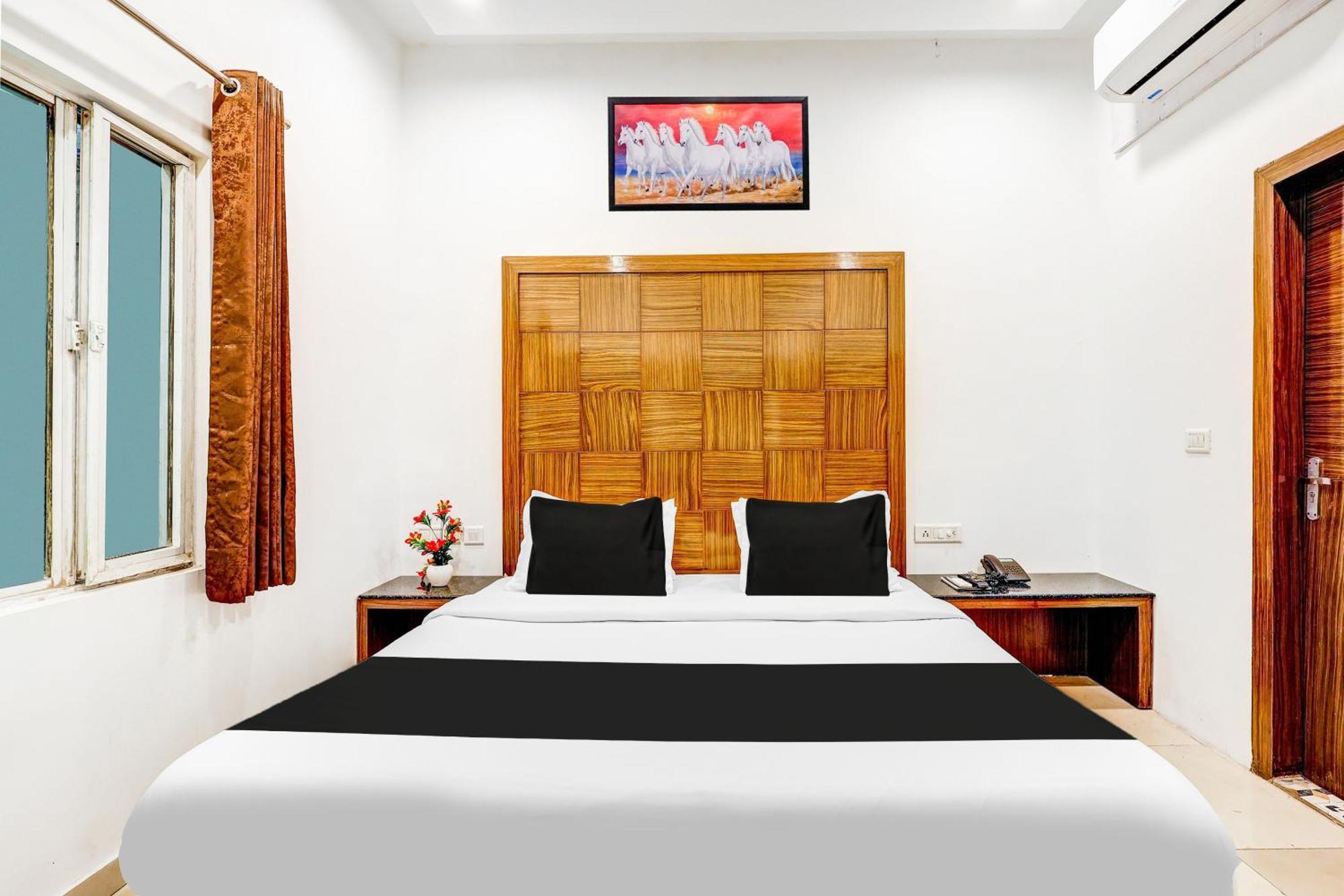 Super Townhouse Arakashan Road Paharganj Formerly Mohan International Νέο Δελχί Εξωτερικό φωτογραφία